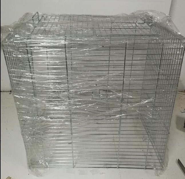 Spodn&iacute; v&iacute;ko bylo rozbit&eacute;, nab&iacute;z&iacute;me alespoň vrchn&iacute; č&aacute;st jako n&aacute;hradn&iacute; d&iacute;l