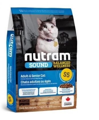 Př&iacute;rodn&iacute; krmivo Nutram (S5) Sound Adult Cat pro dospěl&eacute; kočky, včetně kastrovan&yacute;ch. Granule jsou vhodn&eacute; i pro kočky seniory. Pro kočky chovan&eacute; doma i venku.