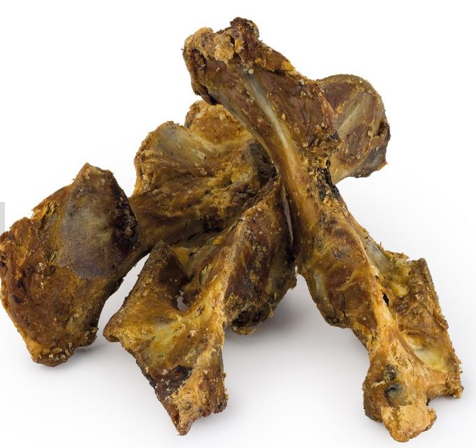 Su&scaron;en&aacute; pochoutka v podobě zlomků kost&iacute;*. Igelitov&yacute; pytel obsahuje zlomky kost&iacute; v&scaron;ech velikost&iacute;. Jedn&aacute; se o čistě př&iacute;rodn&iacute; produkt.