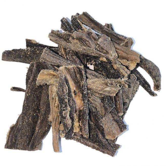 Su&scaron;en&eacute; jehněč&iacute; dr&scaron;ťky jsou 100% př&iacute;rodn&iacute; pamlsek vhodn&yacute; pro v&scaron;echny plemena psů. Tento chutn&yacute; a voňav&yacute; pamlsek podporuje zdrav&eacute; tr&aacute;ven&iacute; a z&aacute;roveň uspokoj&