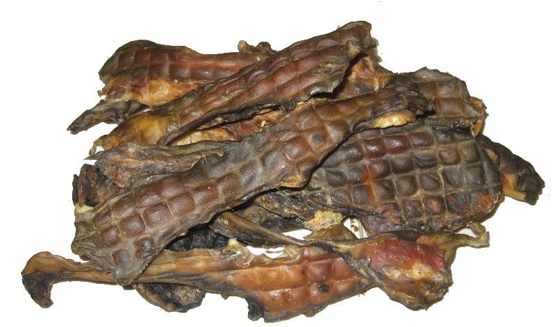 Kilogram jemn&eacute; svaloviny rtů a okol&iacute; rtů, usu&scaron;en&eacute; jako chutn&yacute; pamlsek.