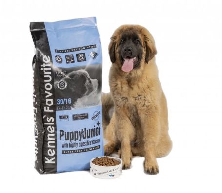 
superpr&eacute;miov&eacute; granule&nbsp;pro &scaron;těňata středn&iacute;ch, velk&yacute;ch a obř&iacute;ch plemen
