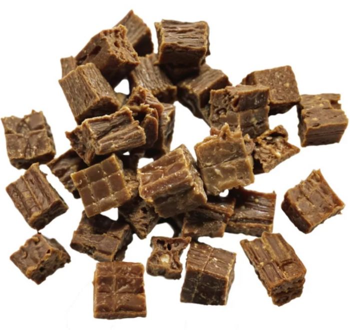 Př&iacute;rodn&iacute; su&scaron;en&eacute; pamlsky z hověz&iacute;ho masa (cca 120 ks) pro psy, vhodn&eacute; pro tr&eacute;nink, odměňov&aacute;n&iacute; a p&eacute;či o chrup