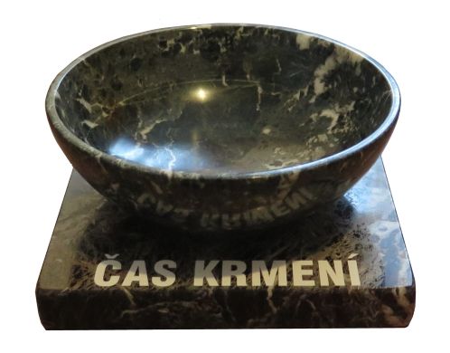 Misky z tmav&eacute;ho le&scaron;těn&eacute;ho kamene 15cm.